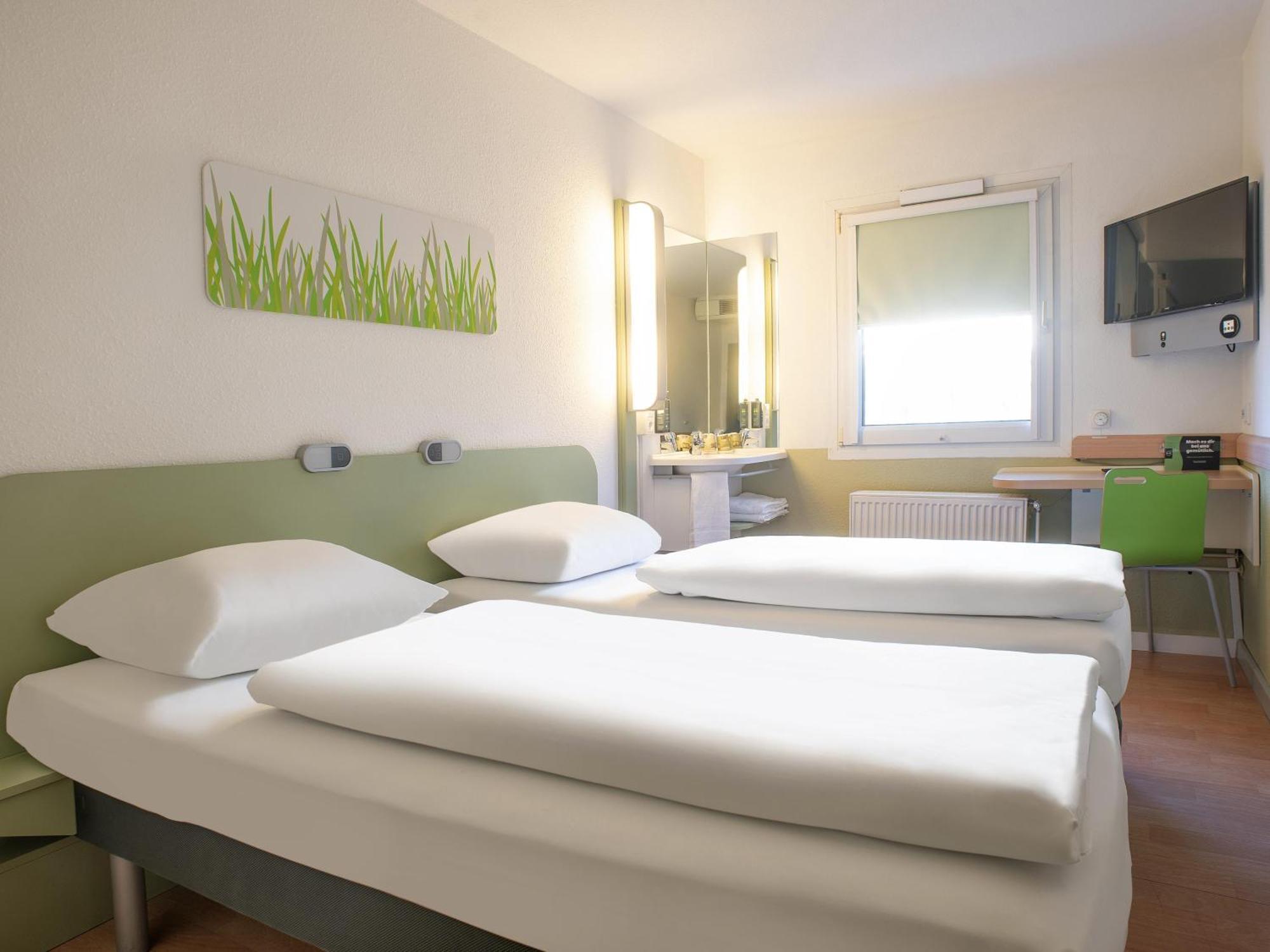 B&B Hotel Leipzig-Schoenefeld Экстерьер фото