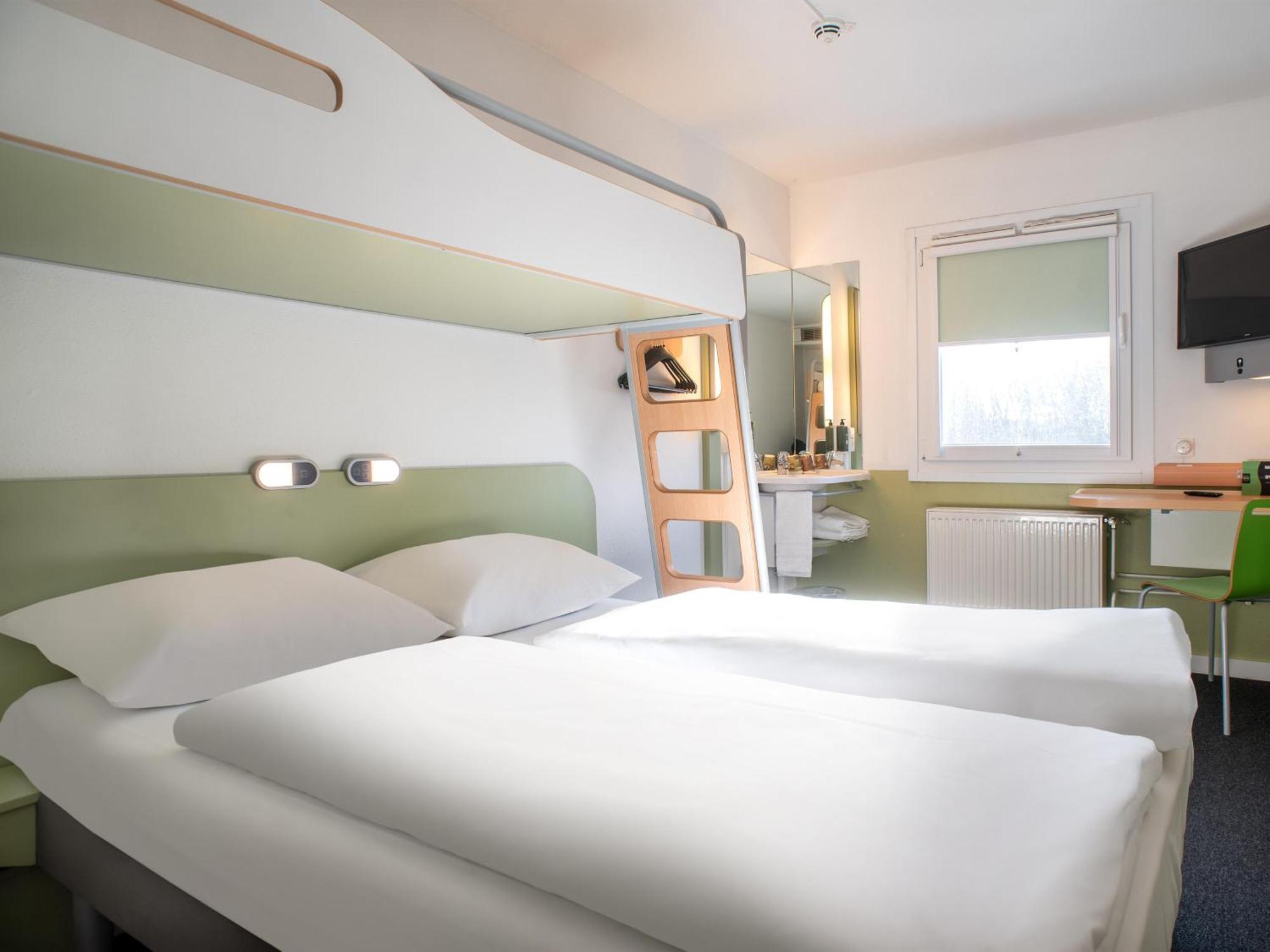 B&B Hotel Leipzig-Schoenefeld Экстерьер фото